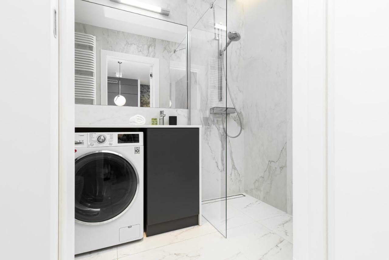 وارسو Mennica Residence - City Center Apartments By Noclegi Renters المظهر الخارجي الصورة